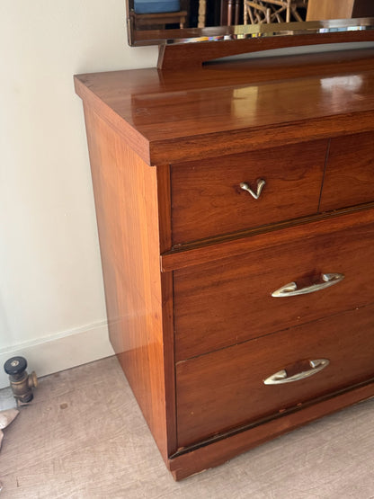 Walnut 6 drawer dresser with mirror