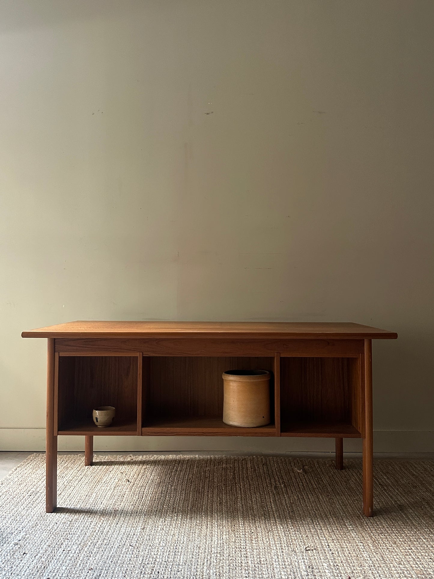 Teak desk. (Two drawers locked)