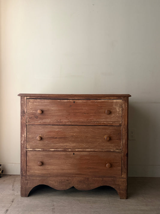 Pine 3 drawer dresser
