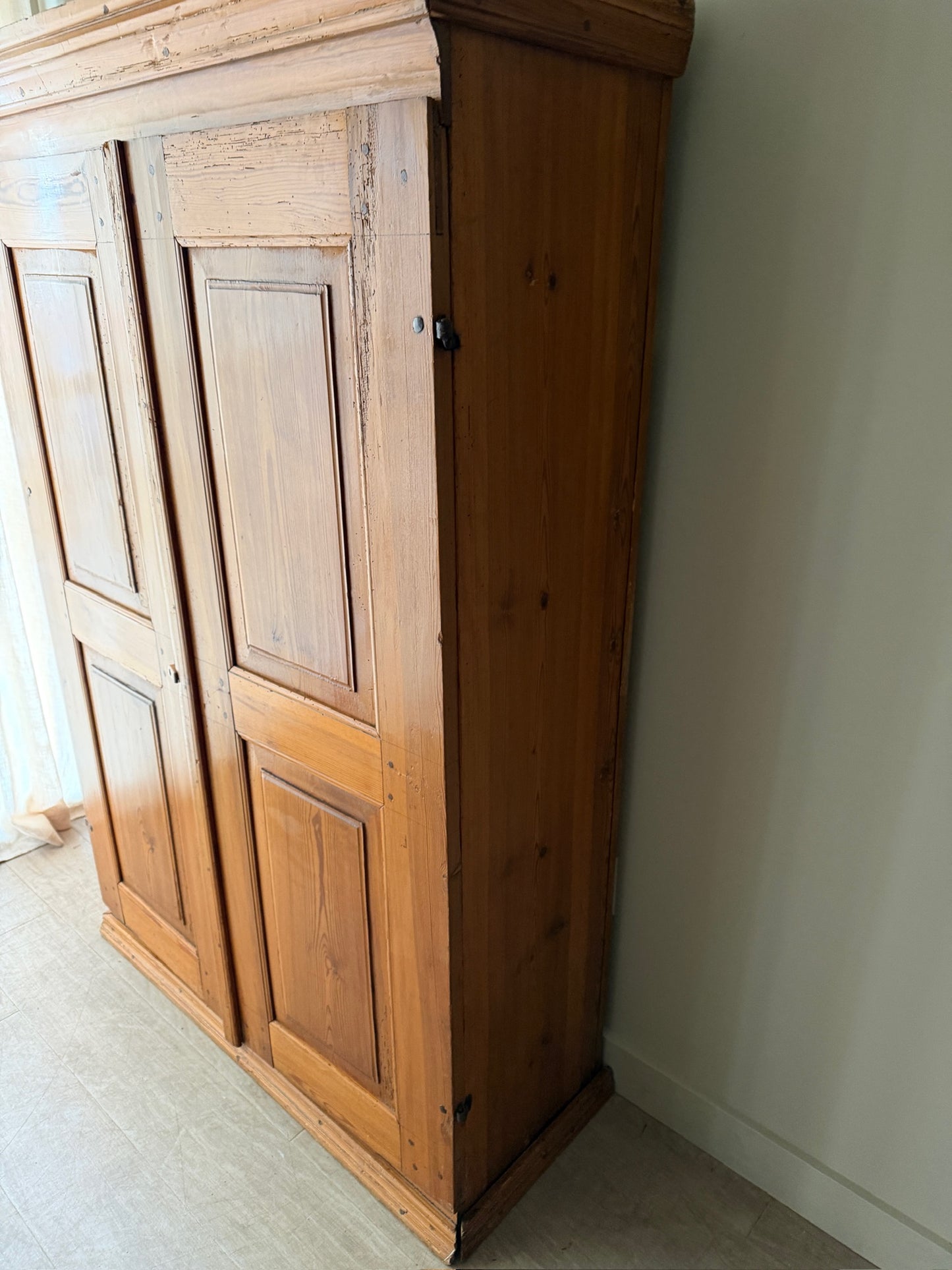 Pine cupboard