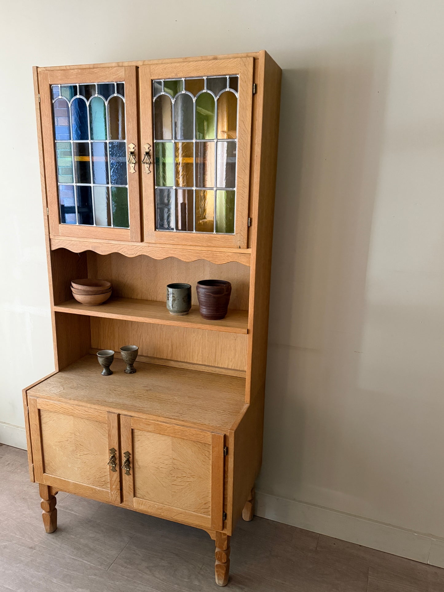 Danish oak hutch with stained glass doors