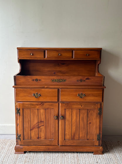 Small pine dry sink