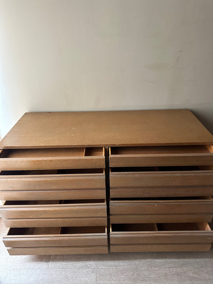 Sligh oak 8 drawer dresser