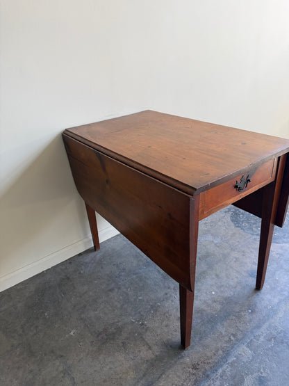 Pine drop leaf table with drawer