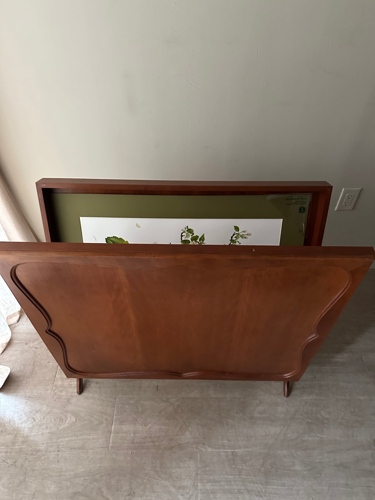 Walnut folio