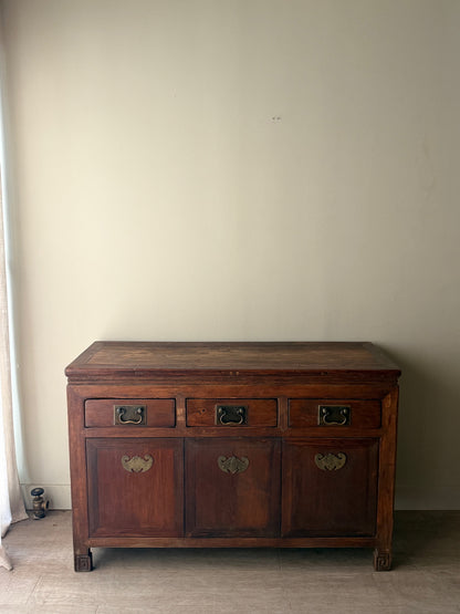 Chinese elmwood server (missing key, bottom section does not open)