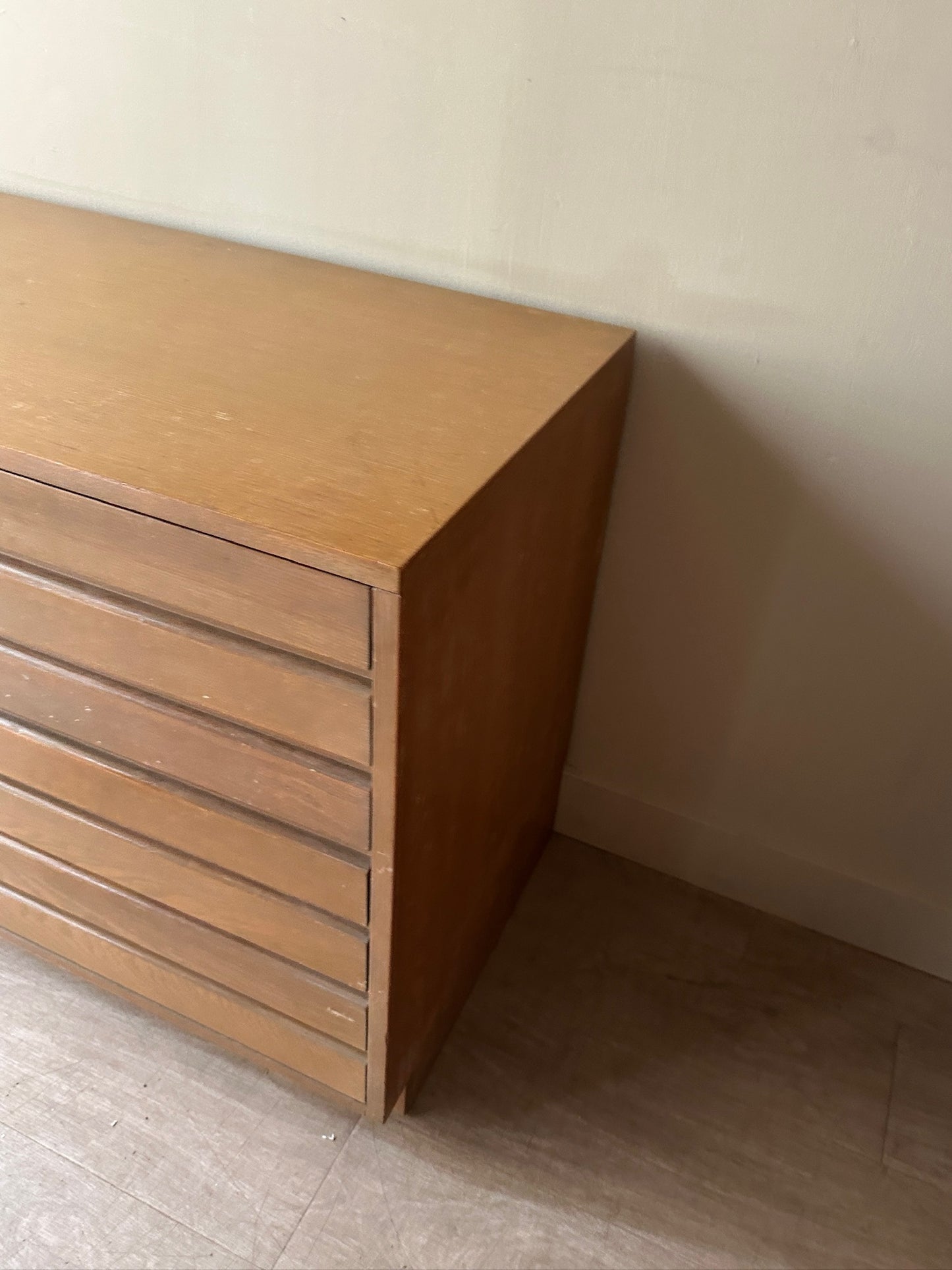 Sligh oak 8 drawer dresser