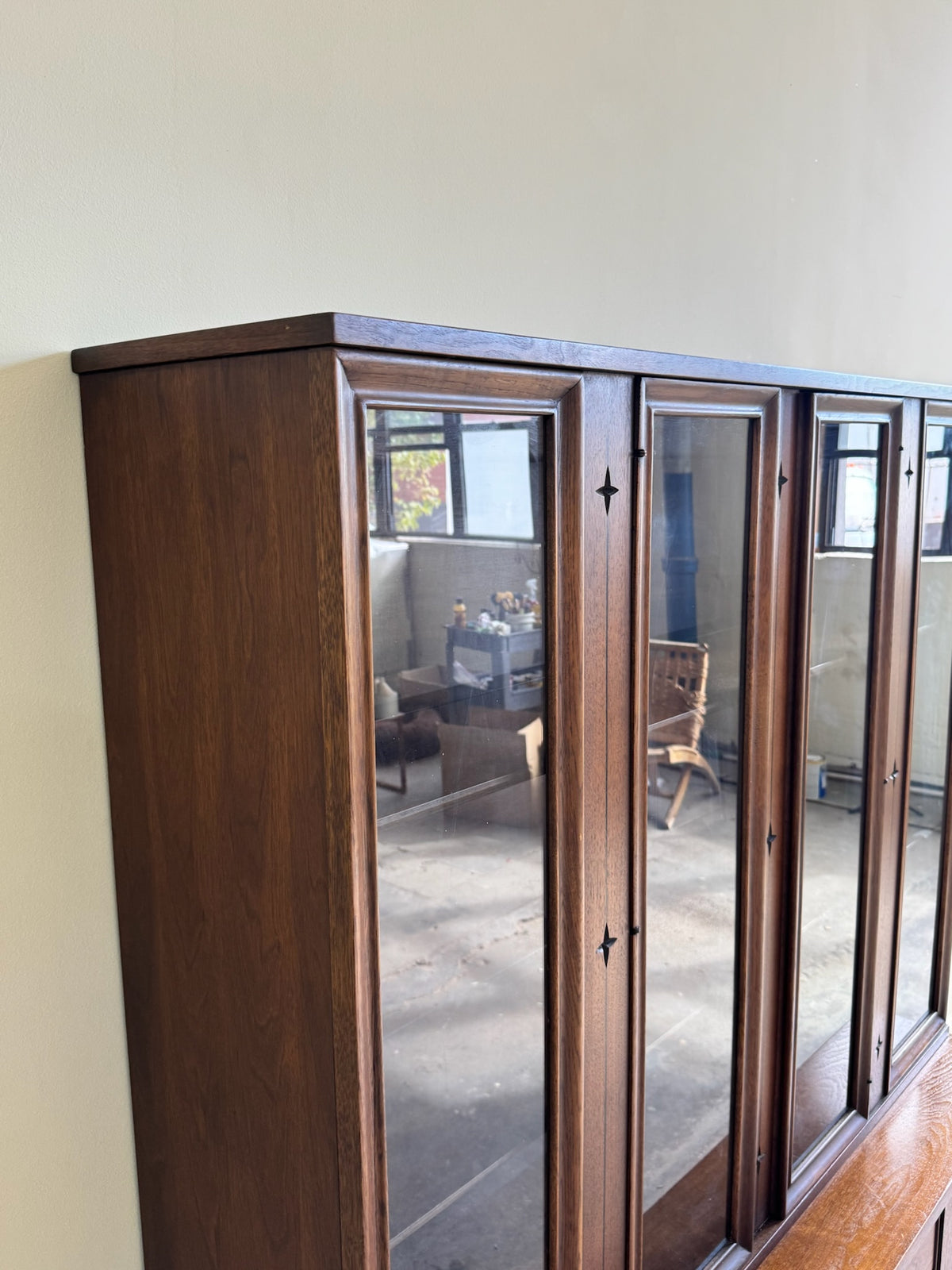 Broyhill walnut two piece hutch