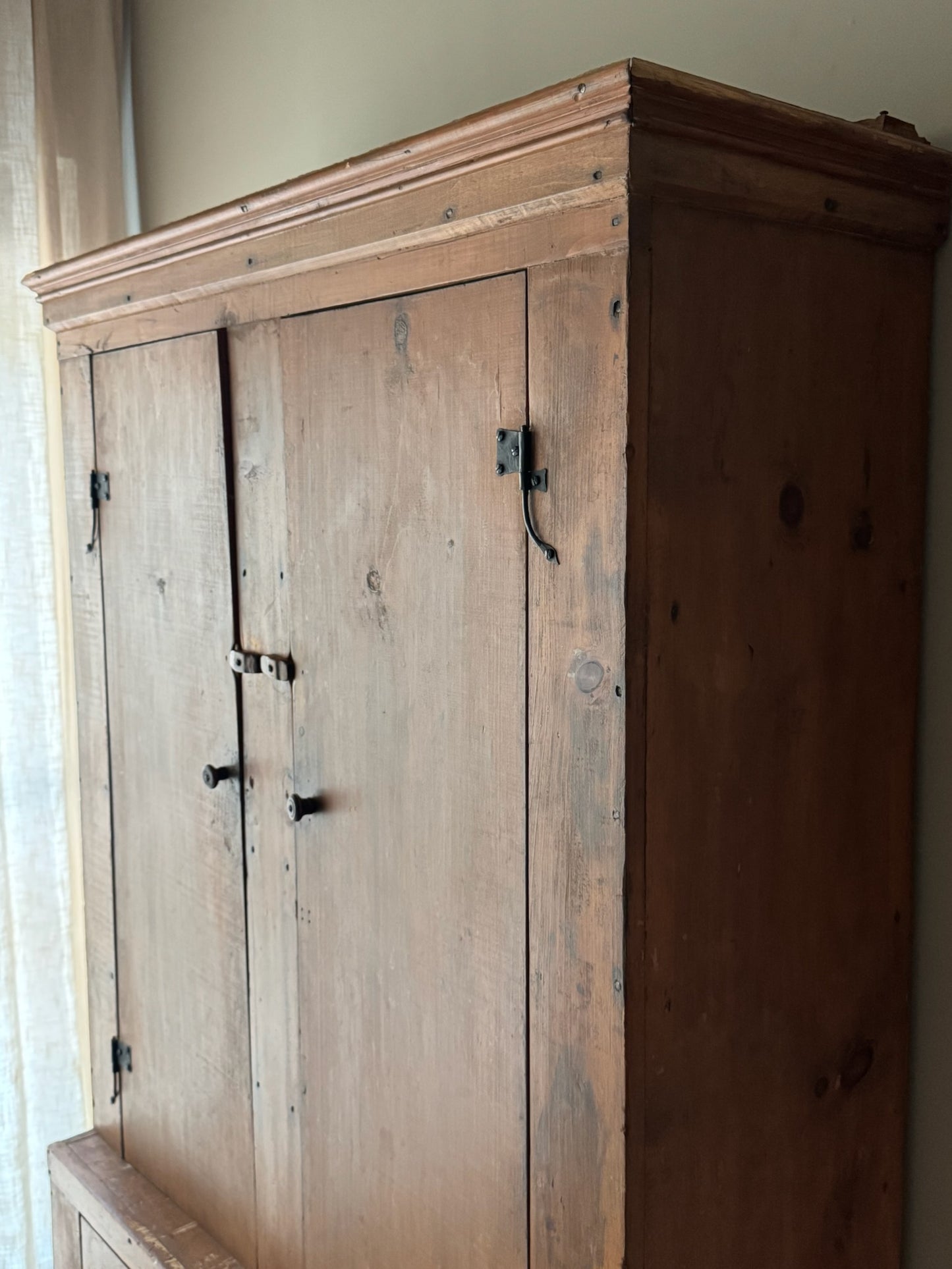 Pine one piece stepback cupboard
