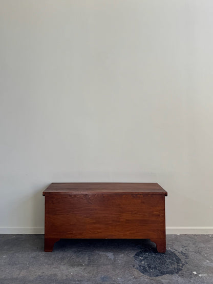 Pine chest
