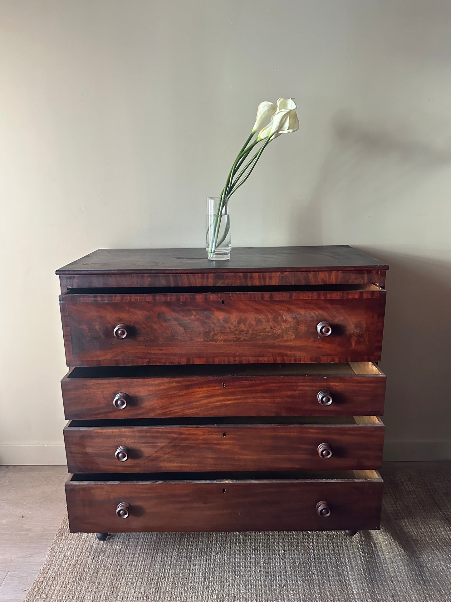 Mahogany dresser