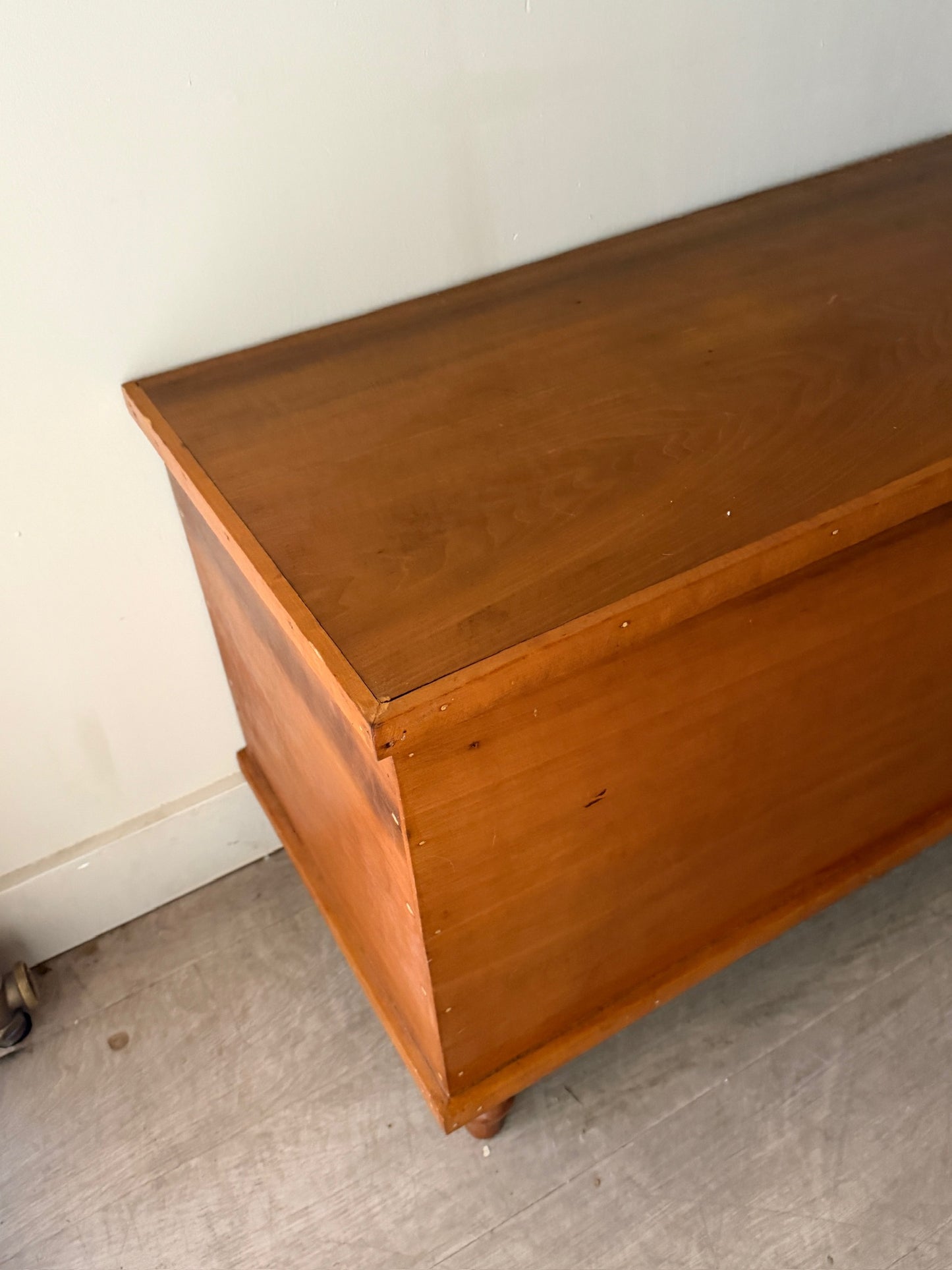 Pennsylvania Sheraton poplar chest