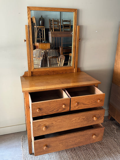 Oak dresser with mirror