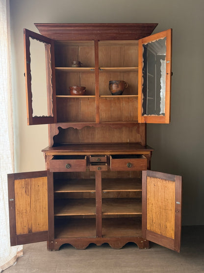 Federal pine two piece hutch