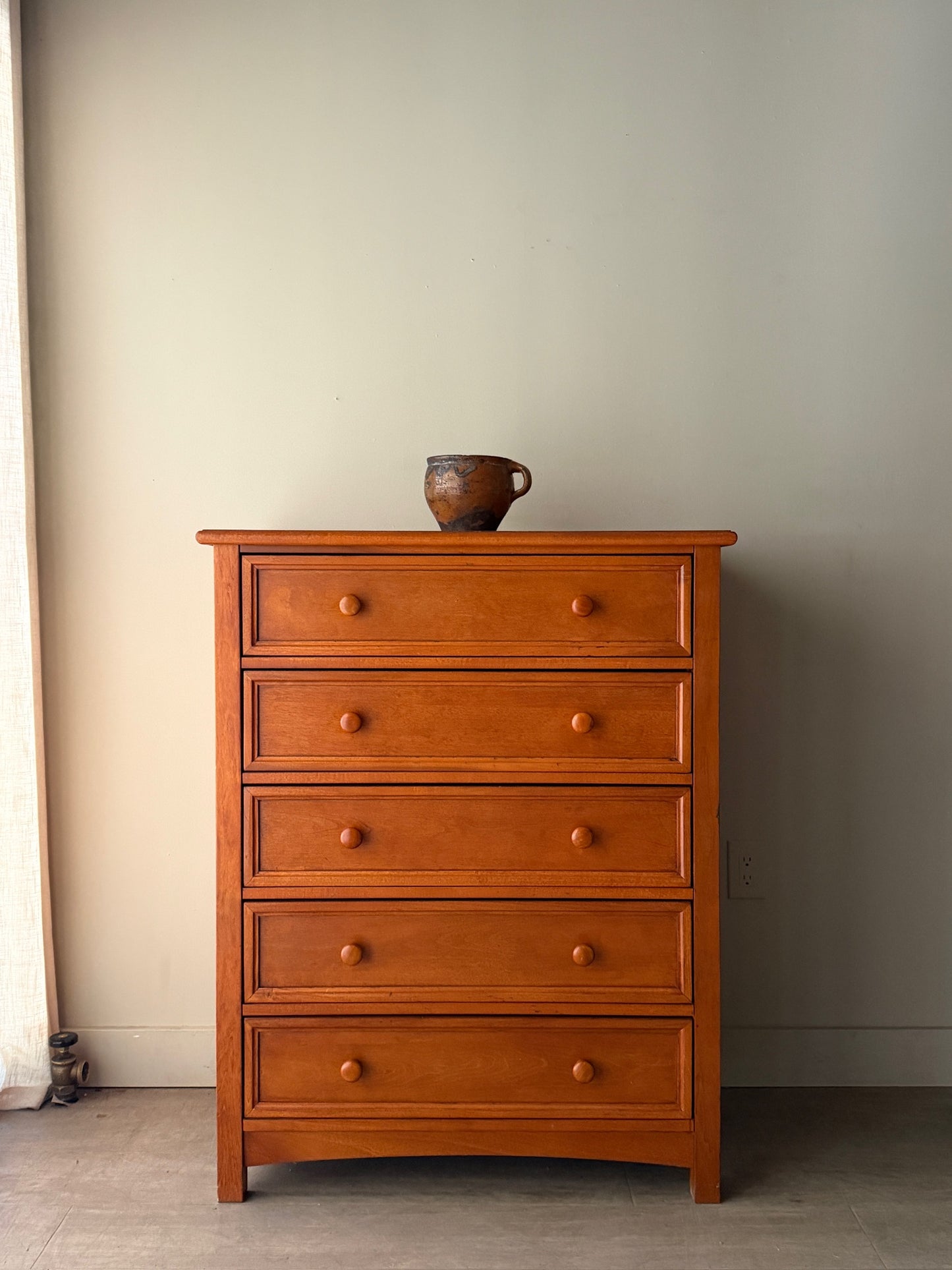 Maple dresser
