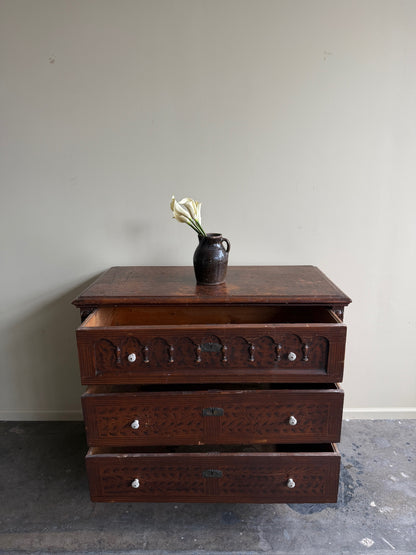 Painted pine dresser
