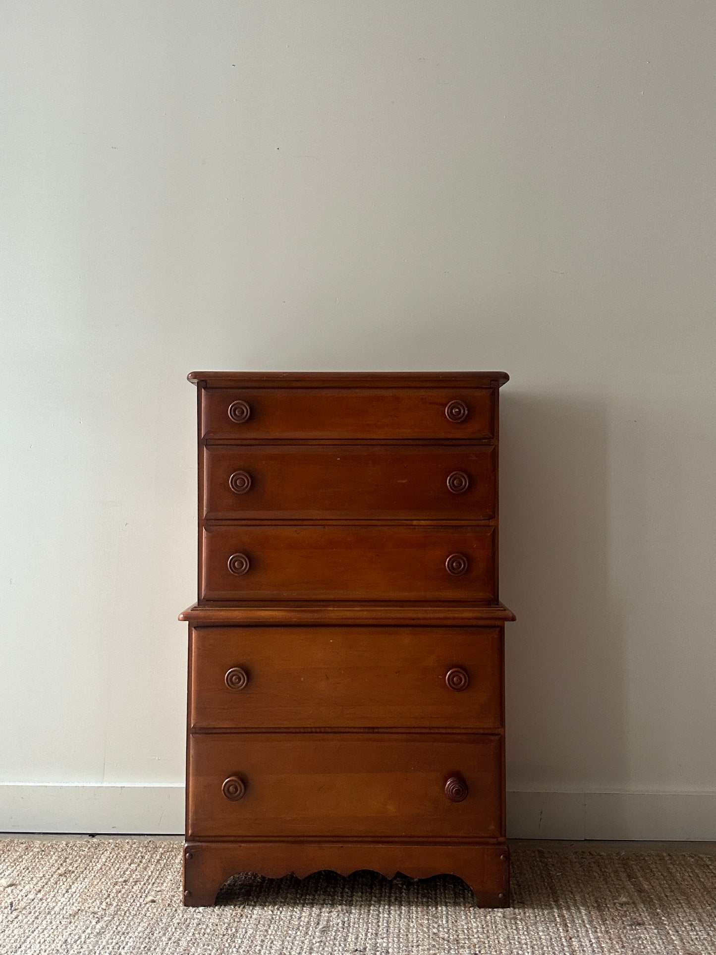 Maple dresser