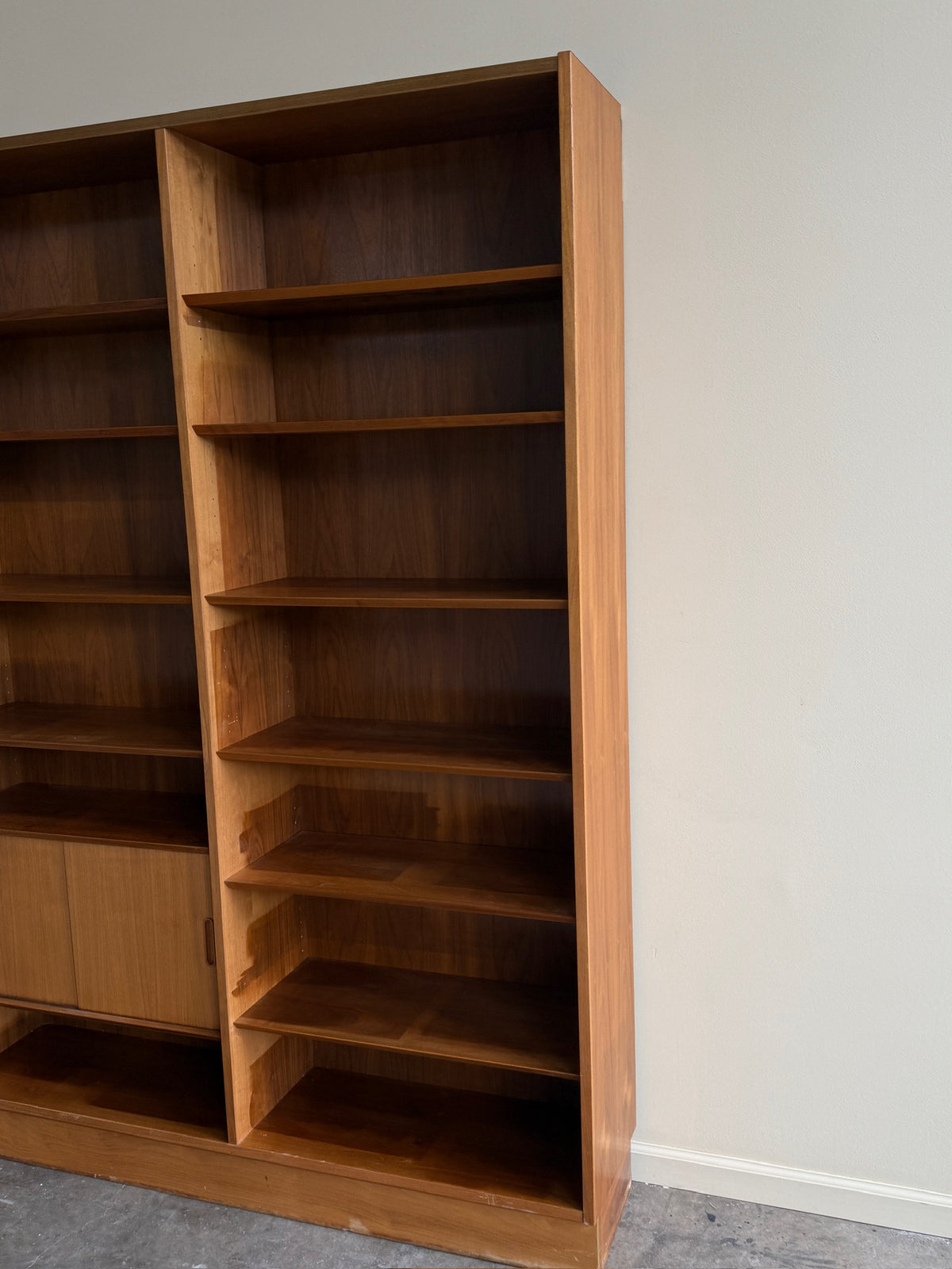 Hundevad Danish teak bookcase