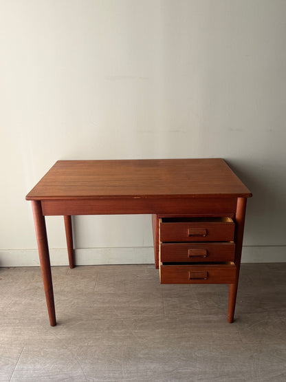 Teak desk