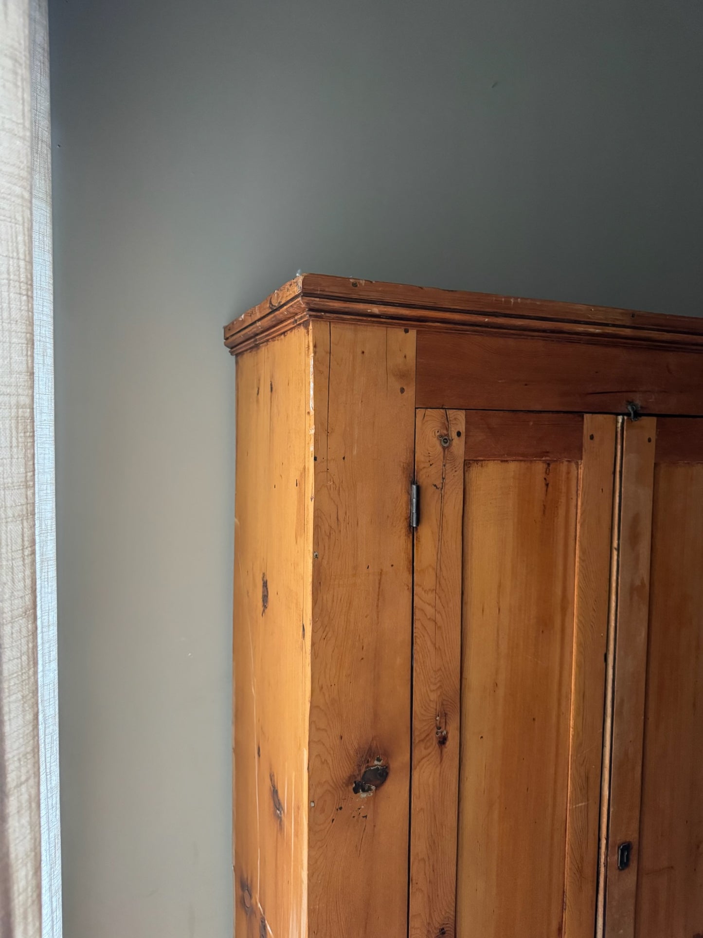 Pennsylvania Federal pine cupboard
