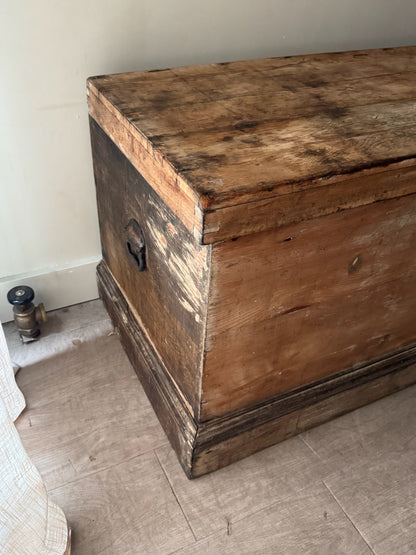 Pine chest