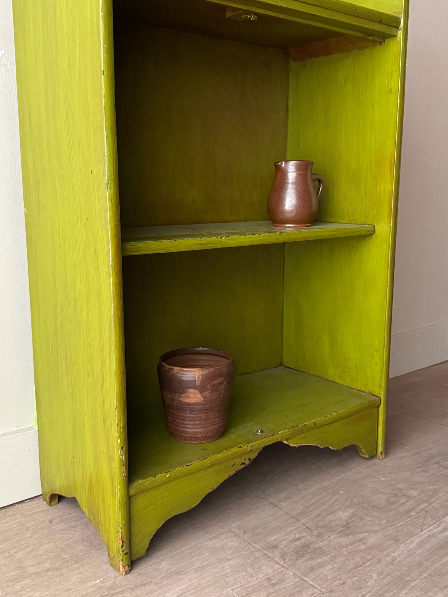 Green painted pine shelf
