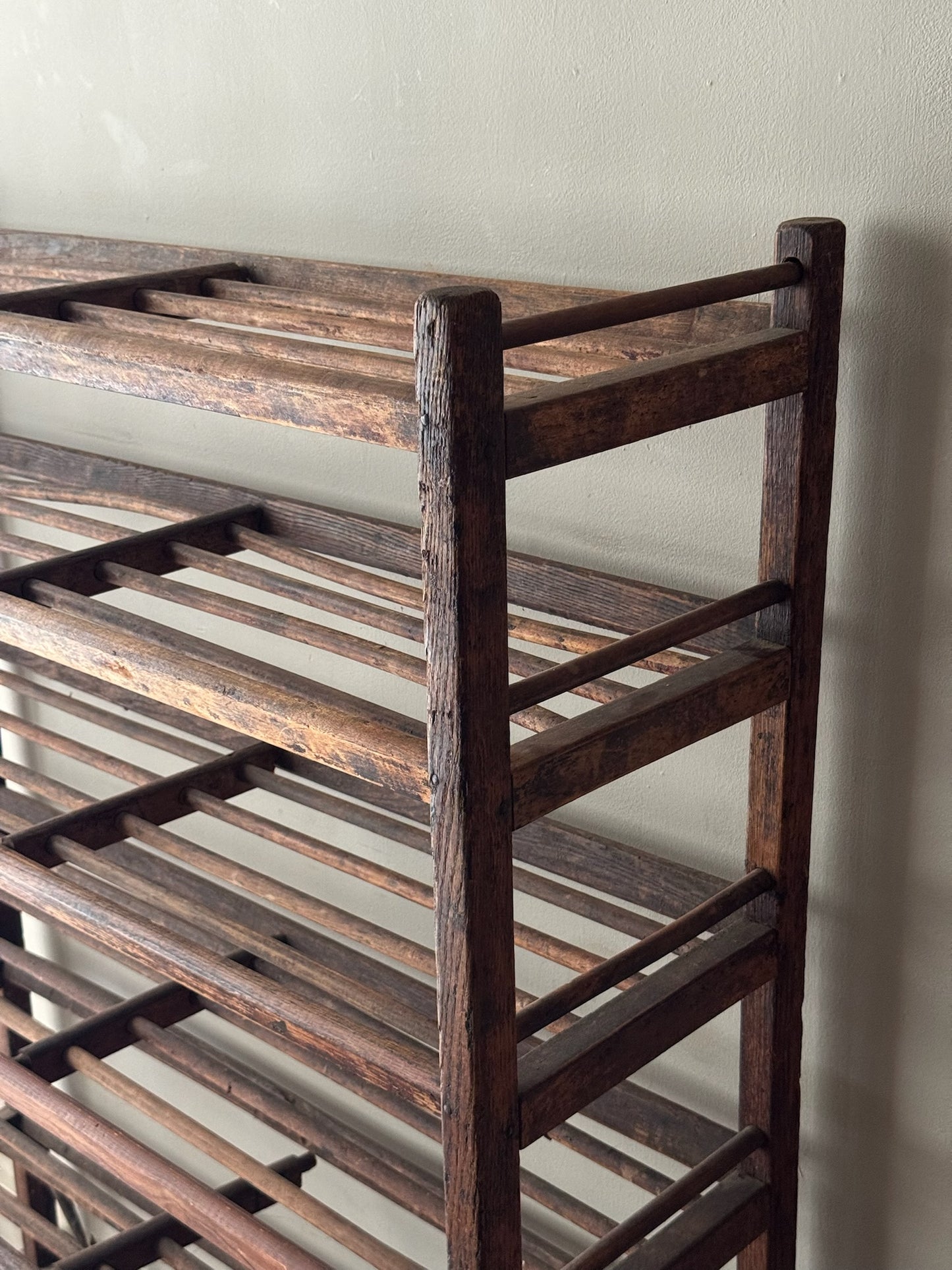 Mixed wood shoe factory rack