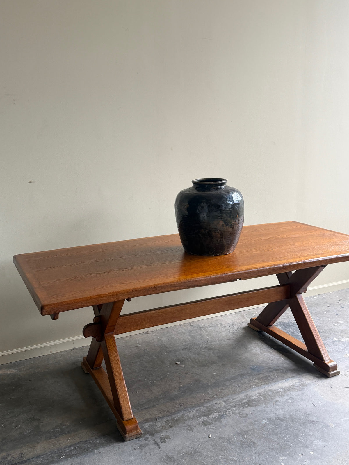 Dutch Brutalist oak X-frame dining table