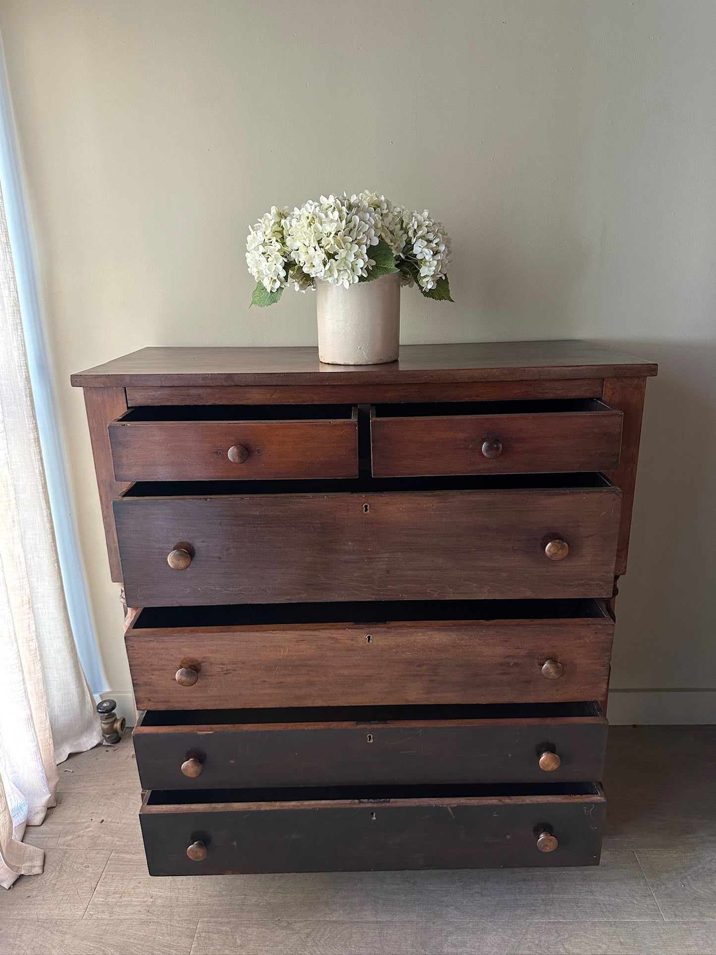 Mahogany dresser