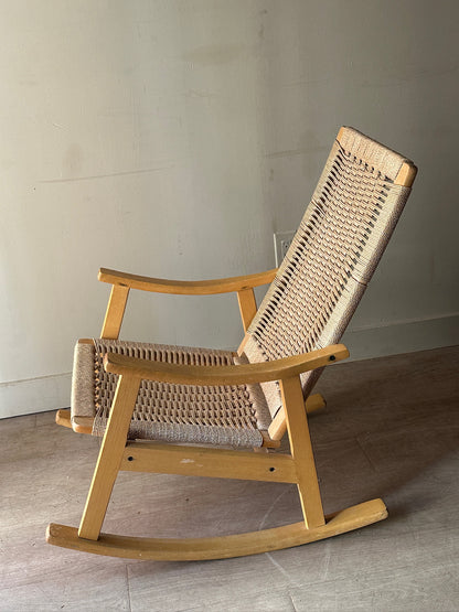 Twisted cord rocking chair