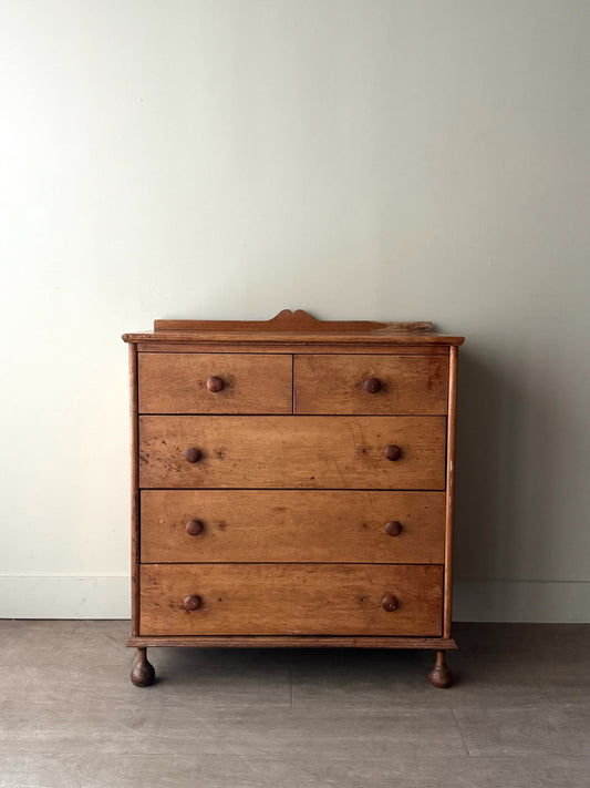 Maple dresser