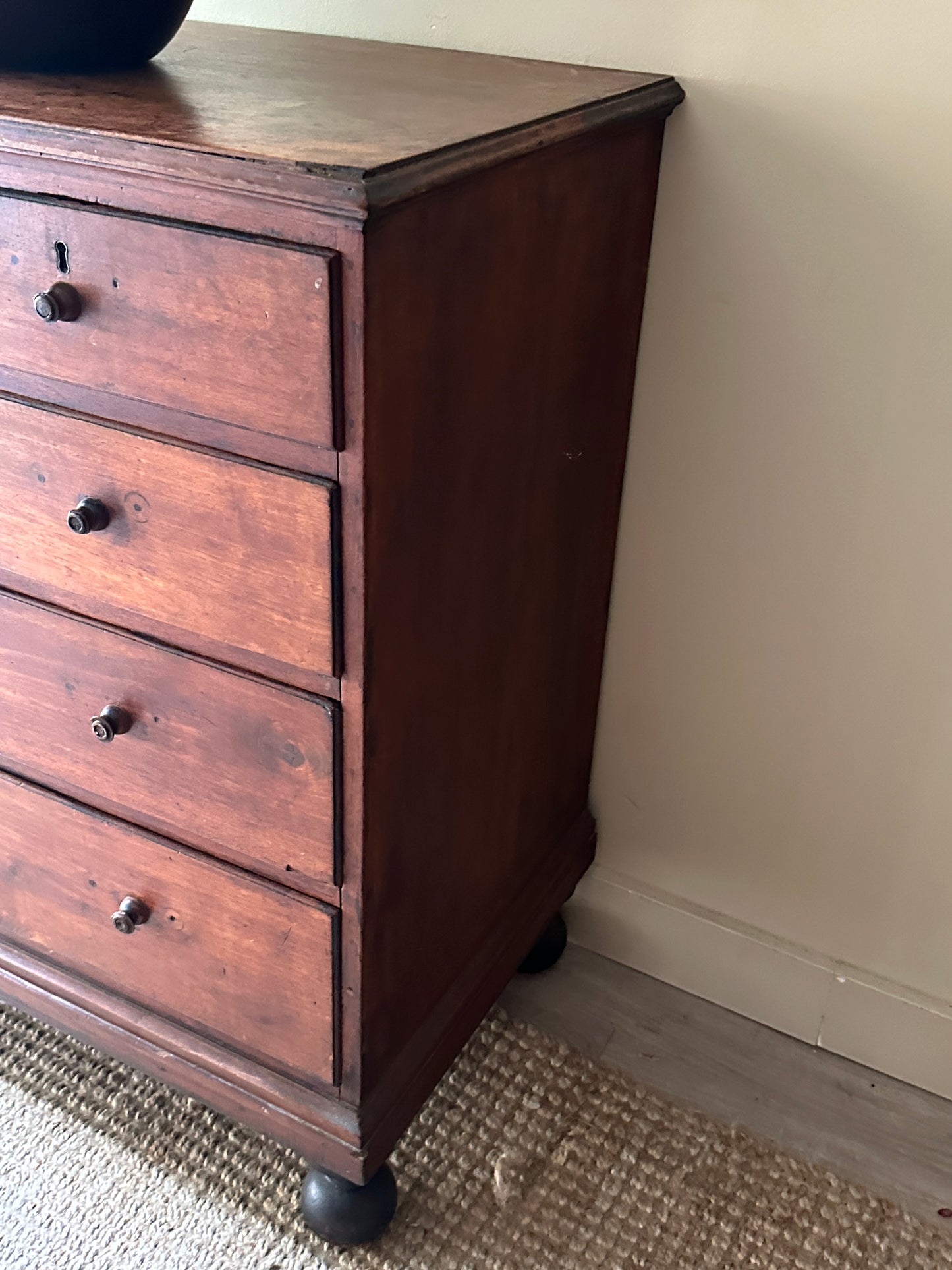 Pine dresser with ball feet
