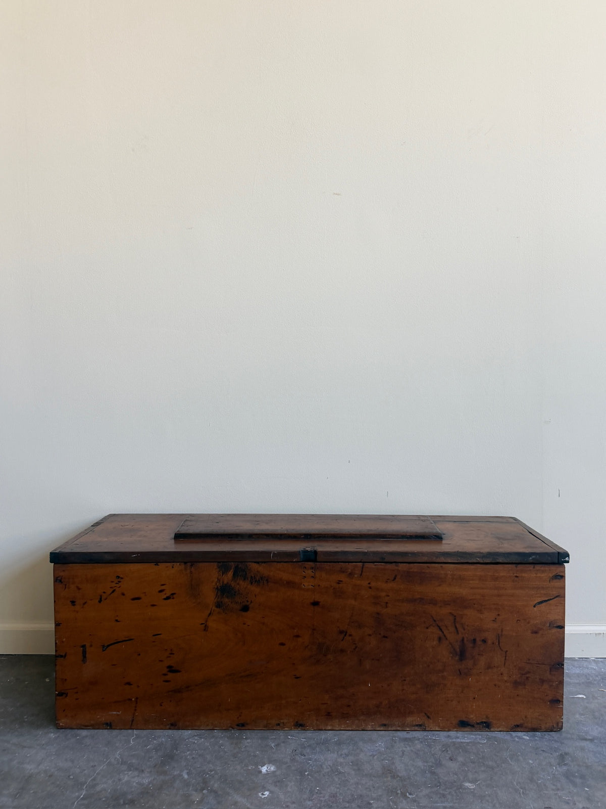 Pine tool chest
