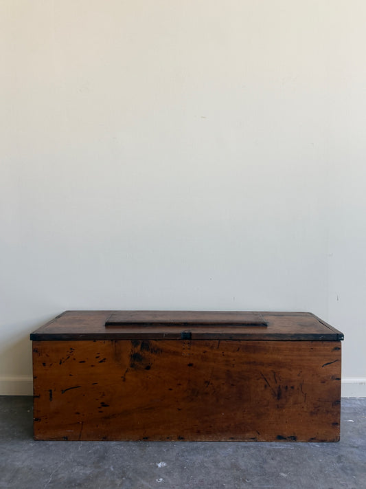 Pine tool chest