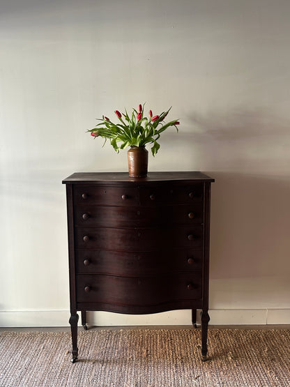 Mahogany serpentine dresser