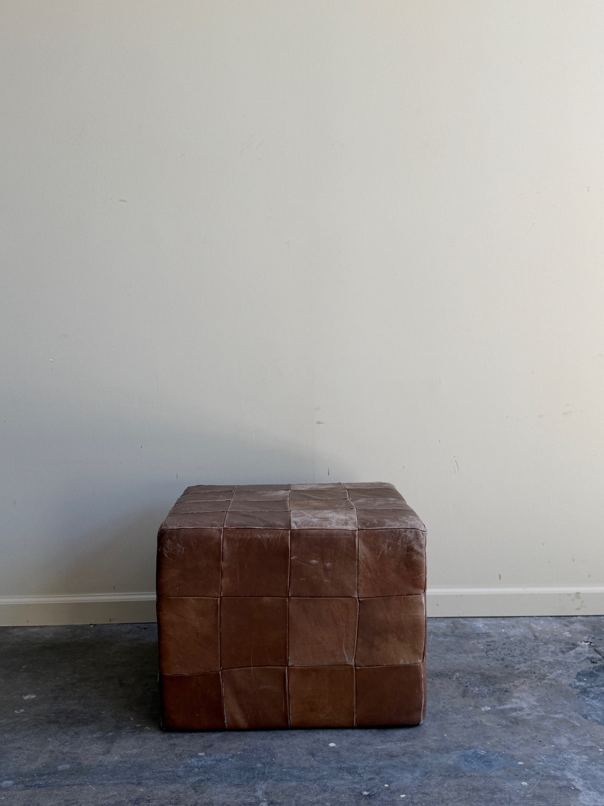 De Sede brown leather pouf