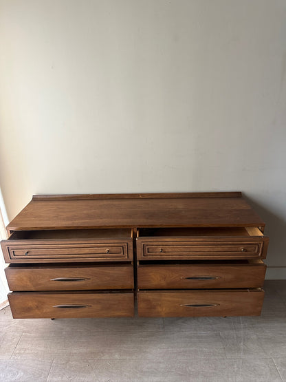 Sculptra by Broyhill walnut dresser