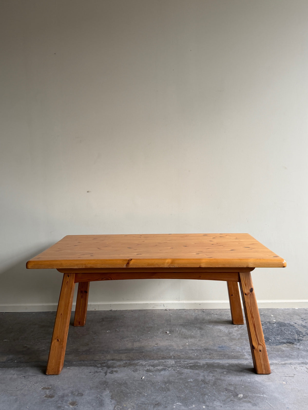 Wasa Mobel German pine dining table