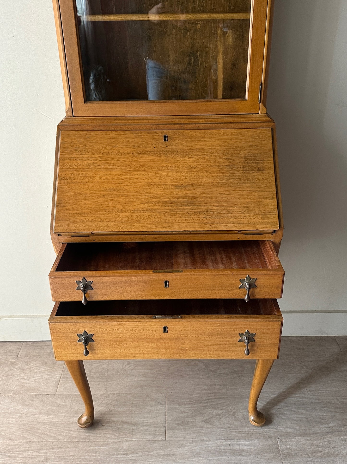 Oak secretary hutch