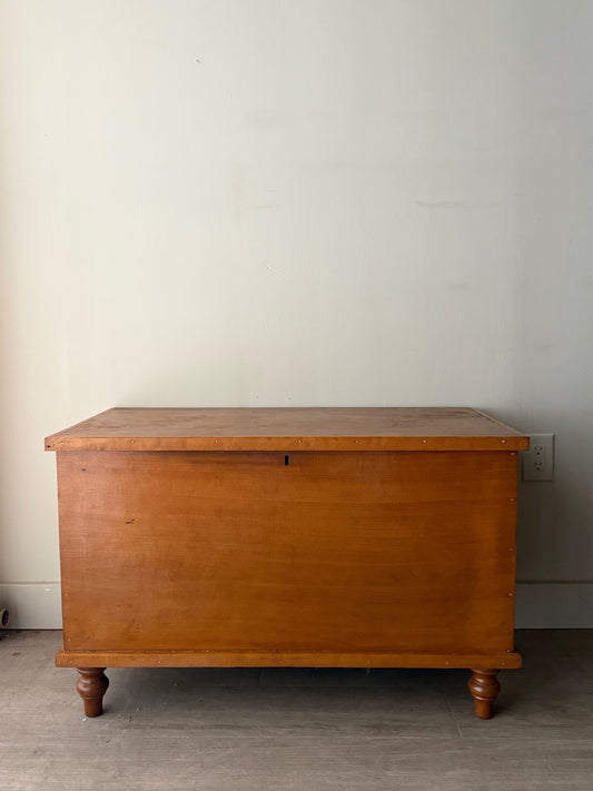 Pennsylvania Sheraton poplar chest