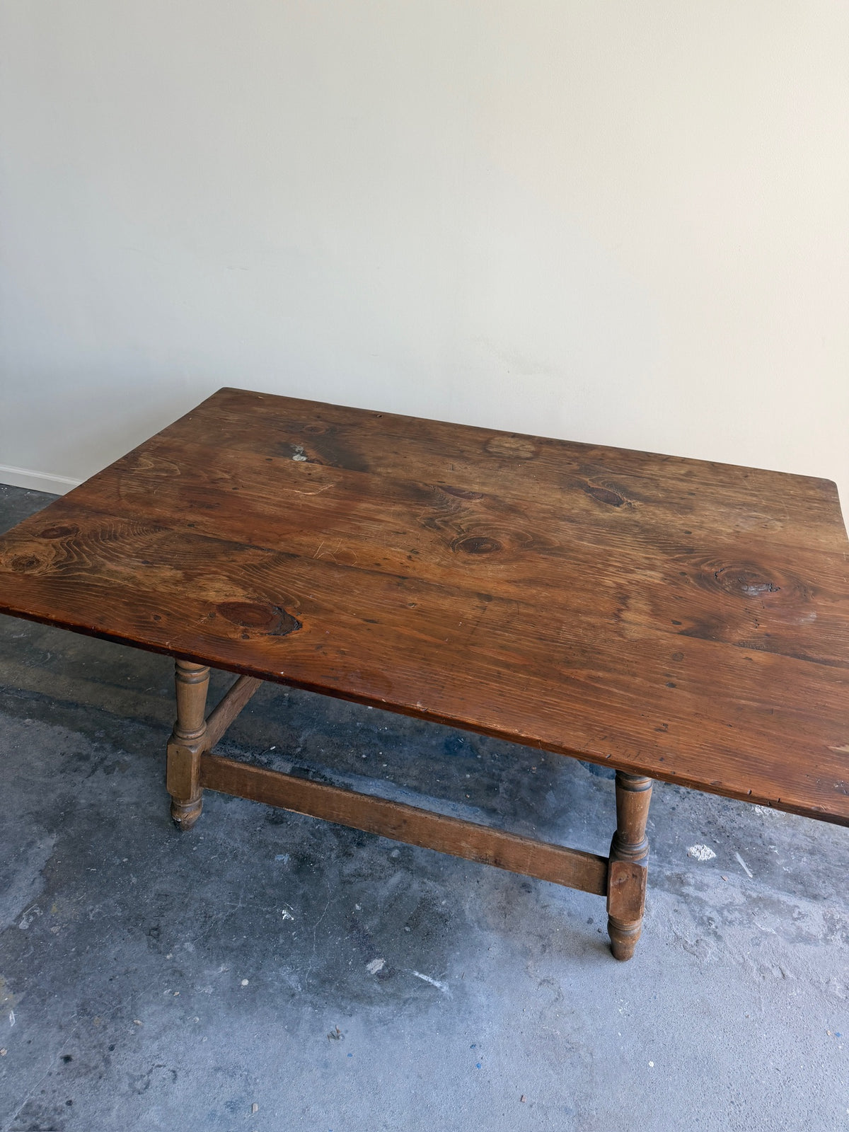 Pine farm table