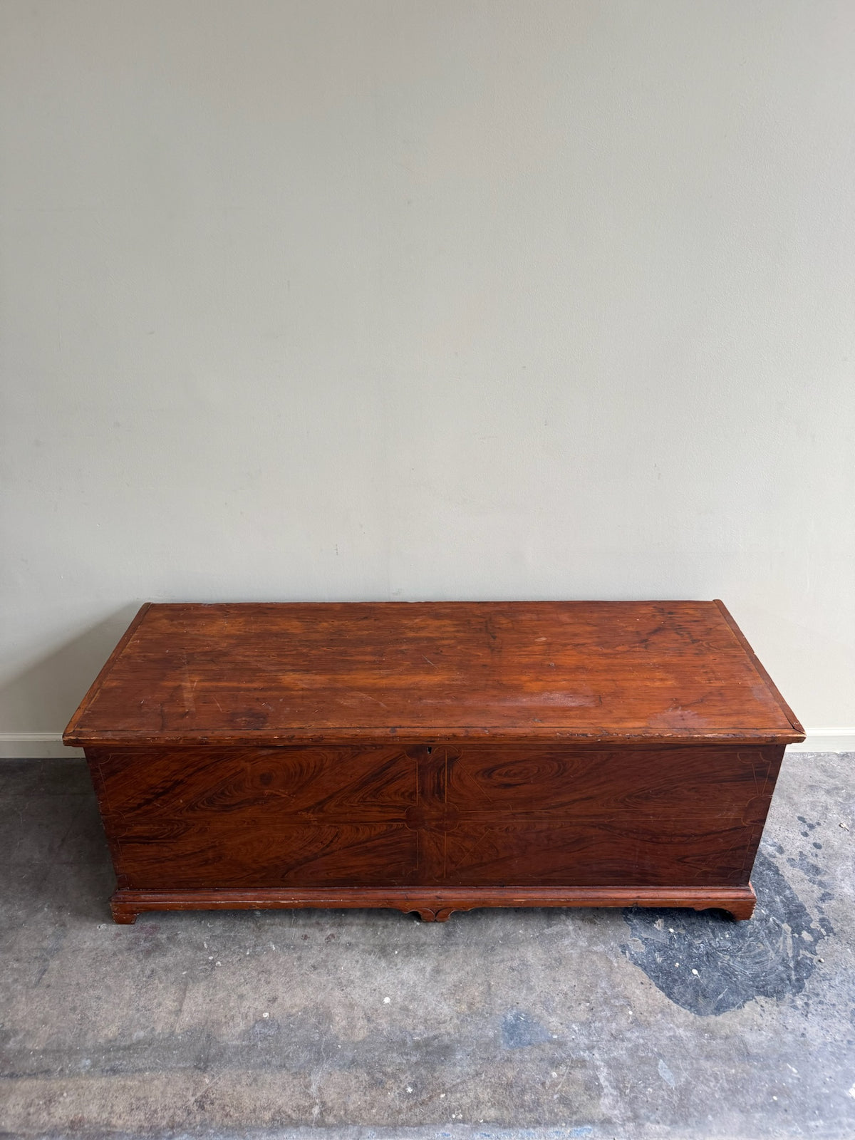 Pennsylvania Federal grain painted pine chest
