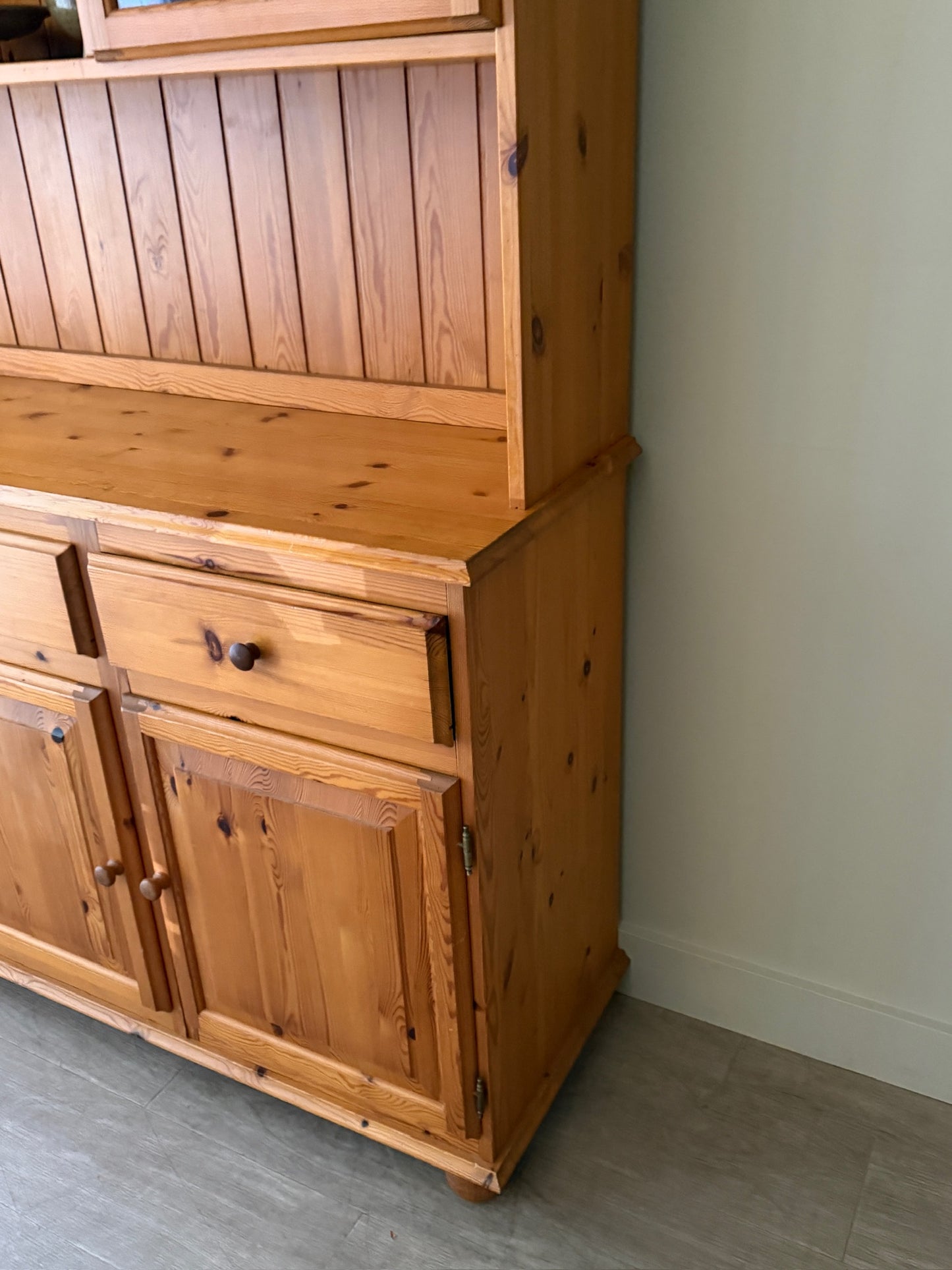 Swedish pine hutch