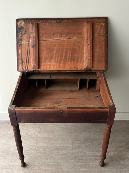 Pine merchants desk