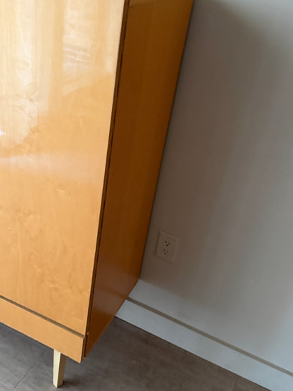 Maple cupboard