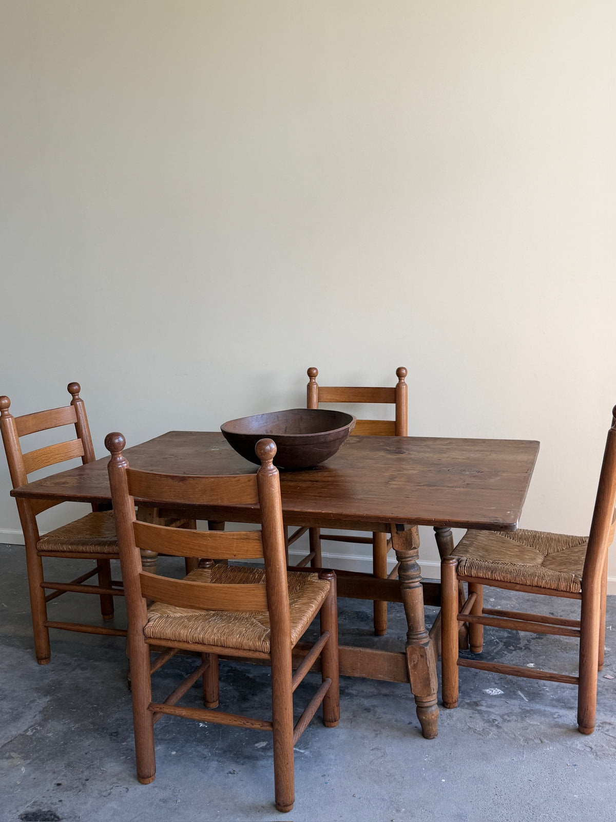 Pine farm table