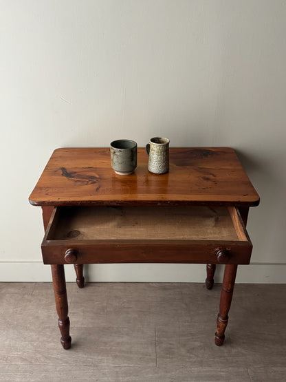 Pennsylvania Sheraton pine side table