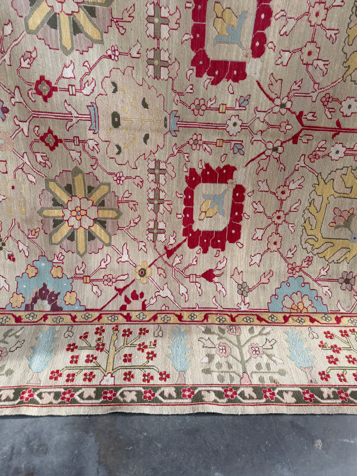 Hand-woven wool rug