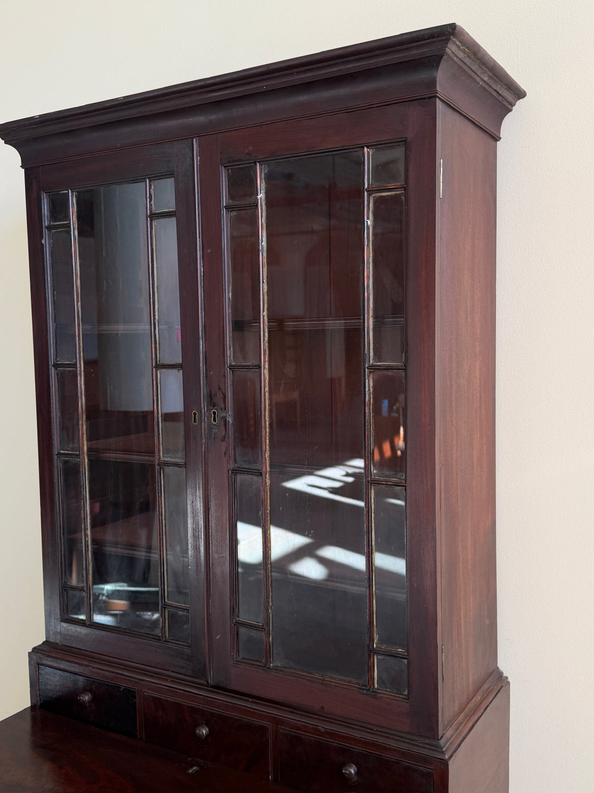 Federal mahogany writing desk with bookcase