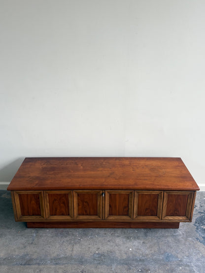 Lane walnut cedar-lined chest